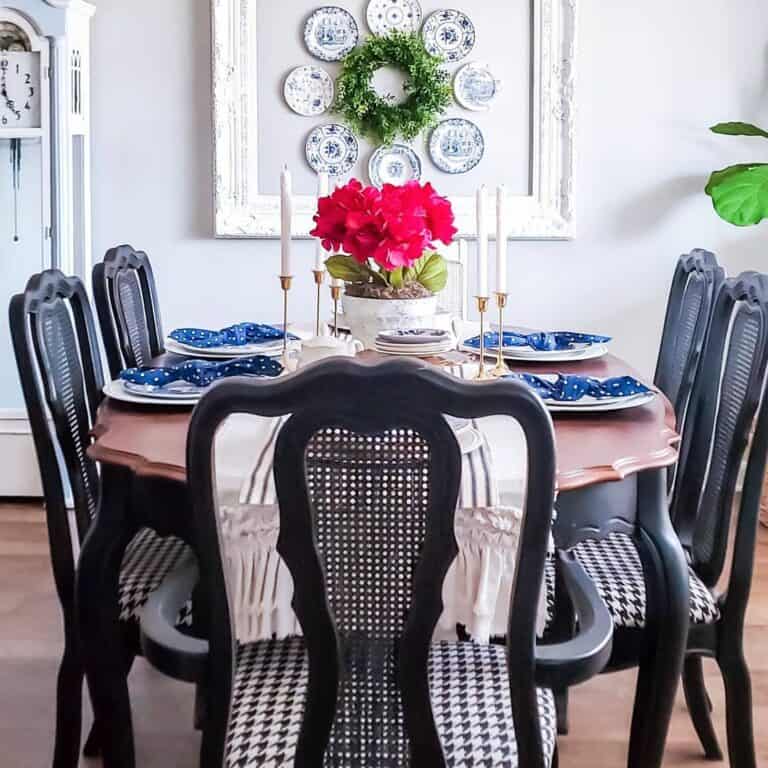 Dining Room With Chinoiserie Plates