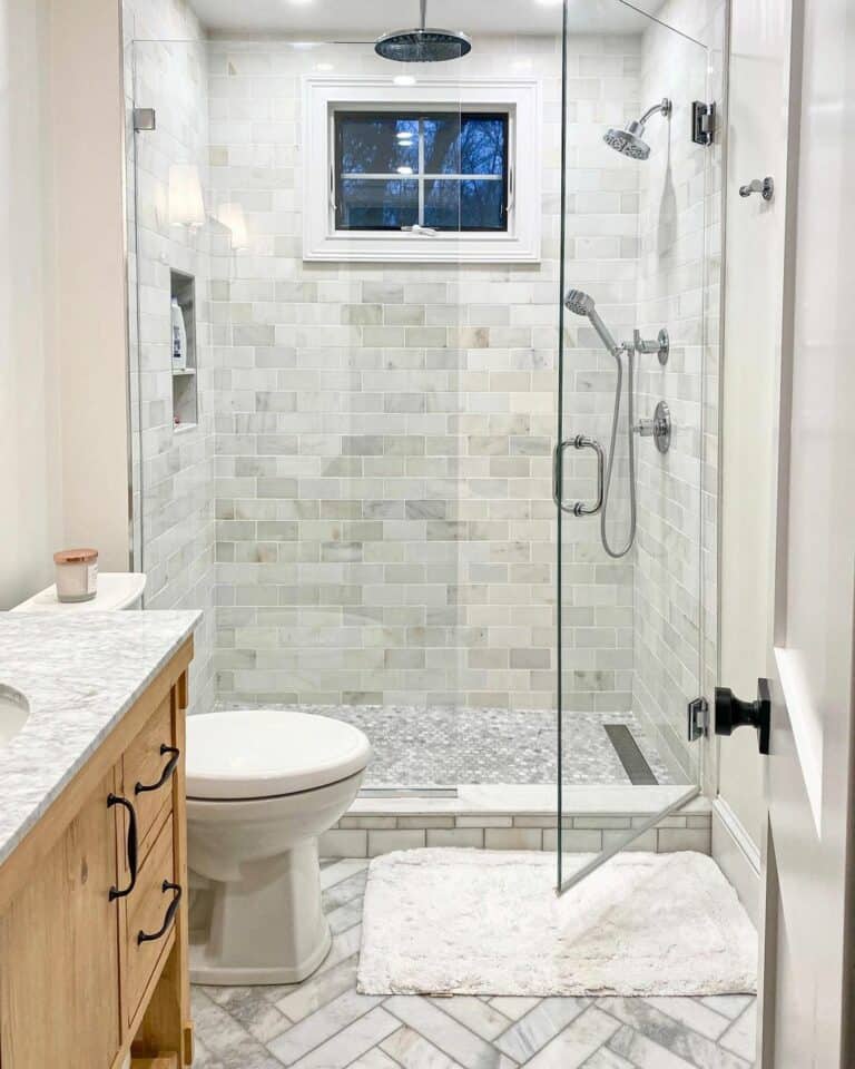 Exquisite Bathroom With Spacious Walk-in Shower Ideas