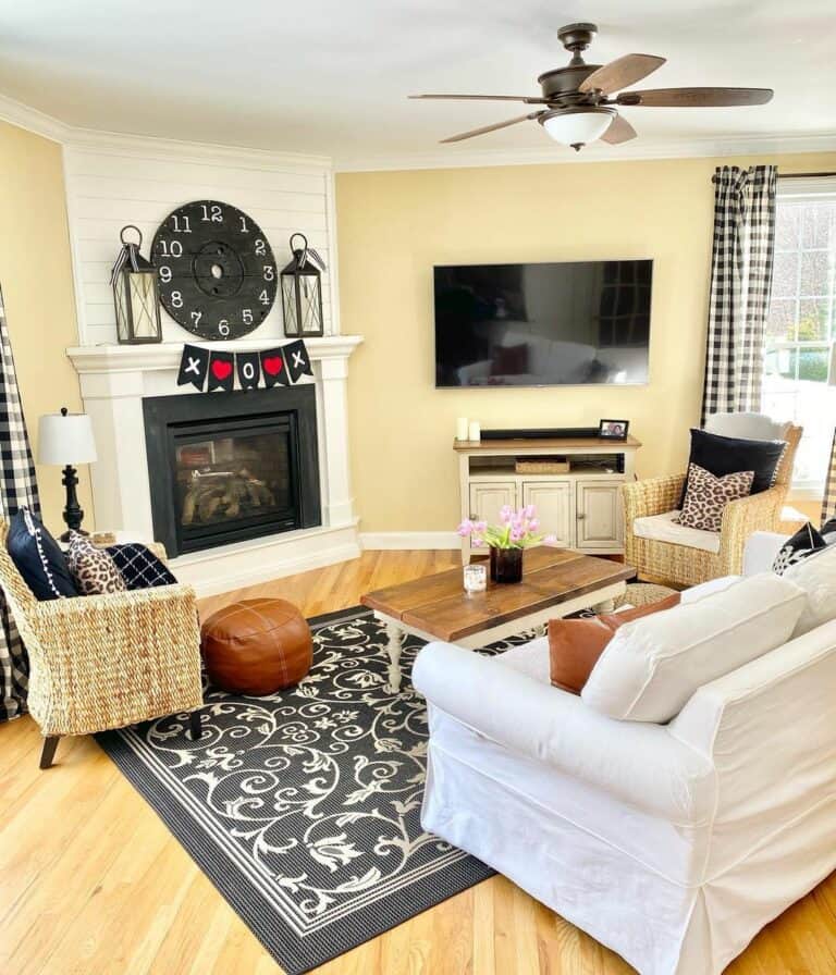 15 Small Living Room Layout With TV Ideas To Maximize Space