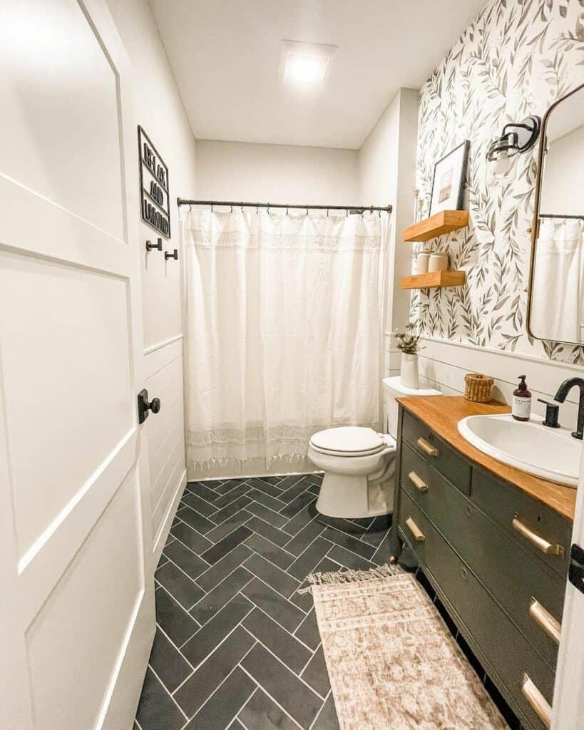 30 Small Bathroom Shower Curtain Ideas for a Refreshing Look