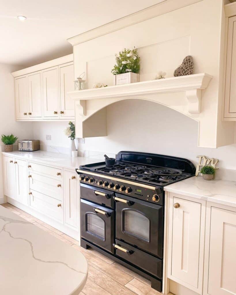 Incorporating Shelving Décor Above the Stove