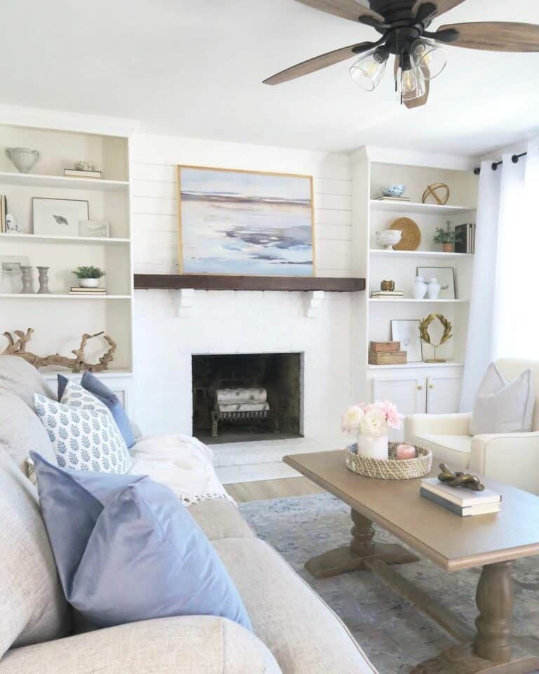 Industrial Ceiling Fan for a Bright Living Room