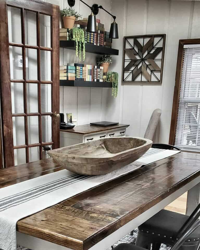 Industrial Farmhouse Décor for a Neutral Dining Room