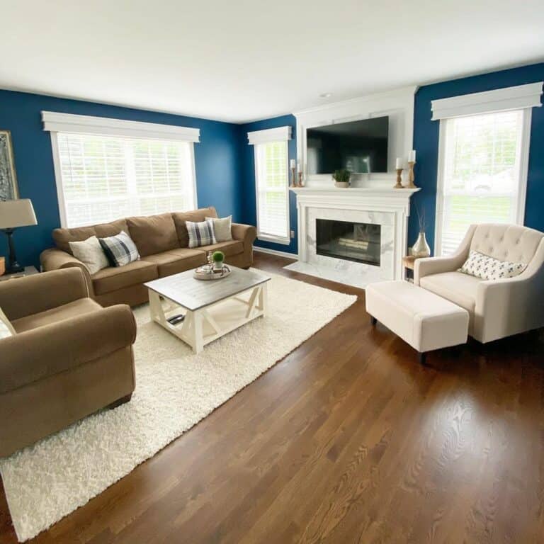 Living Room With Cobalt Blue Walls