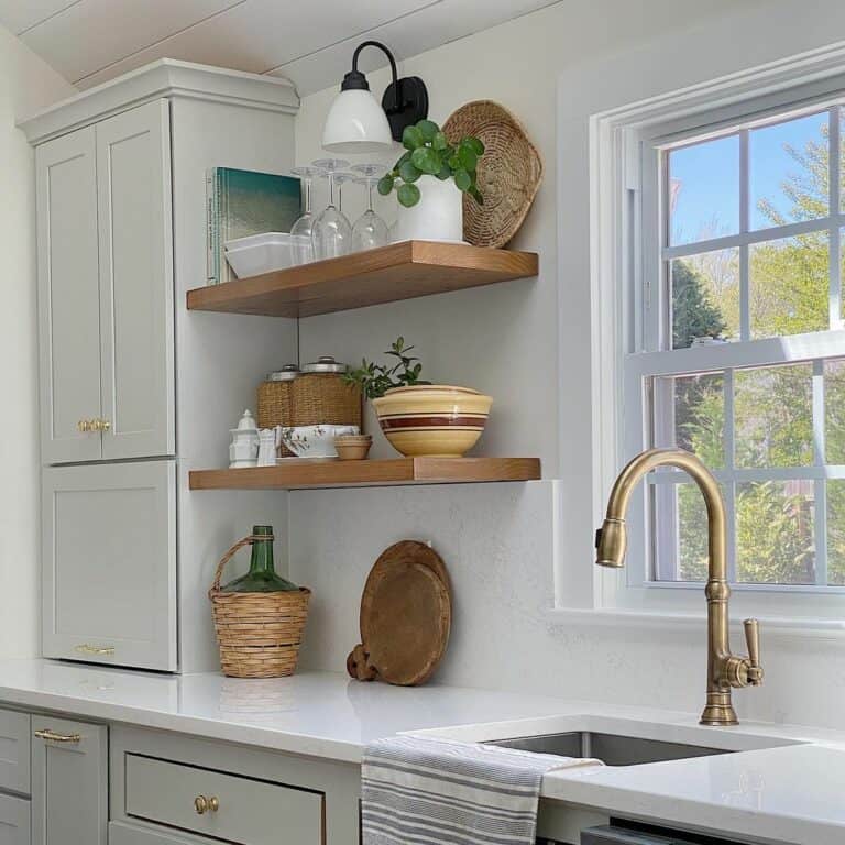Memorable Features Occupy a Bright Kitchen
