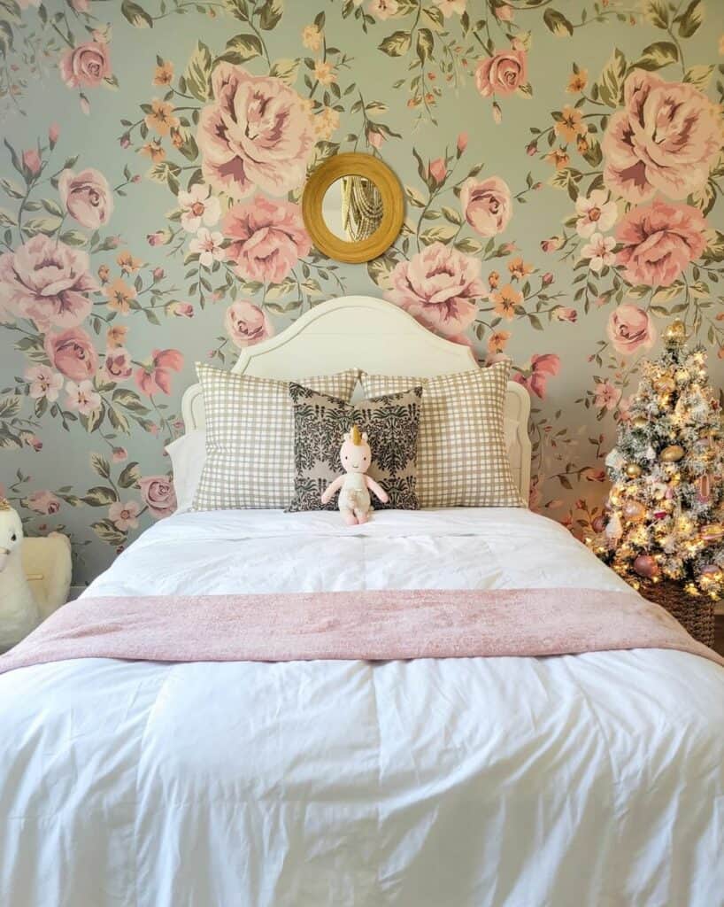 Mint Green Wallpaper With Floral Accents