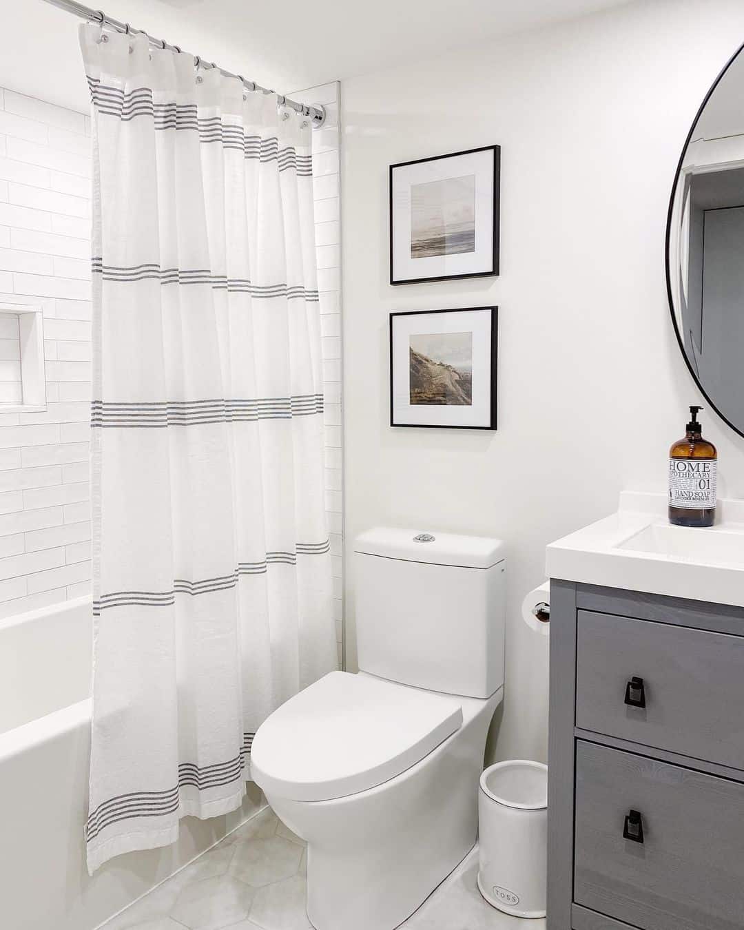 30 Small Bathroom Shower Curtain Ideas for a Refreshing Look