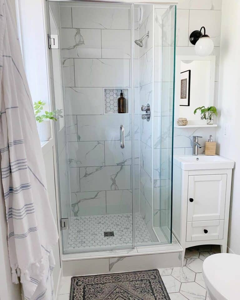 Modern Bathroom With Hexagonal Floor Tiles