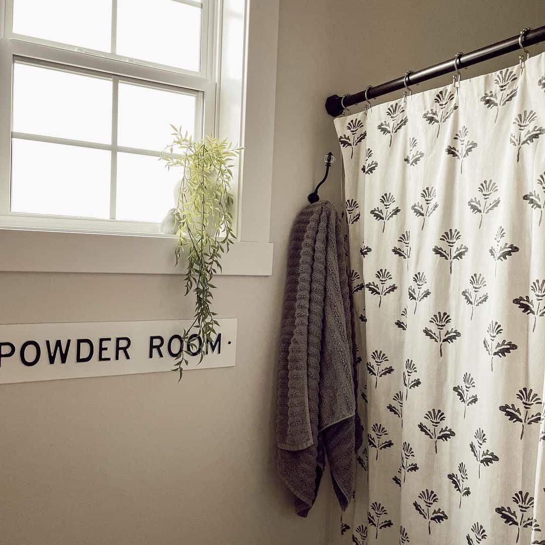30 Shower Curtain Ideas To Add Style to Your Bathroom