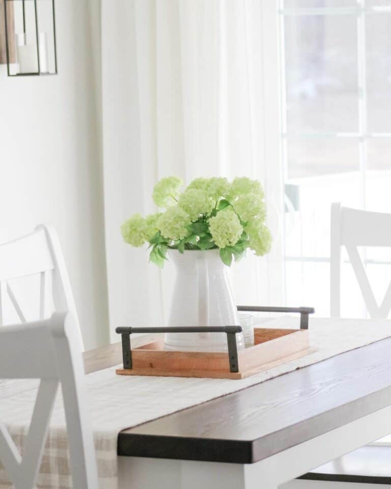 Modern Farmhouse Dining Room With Floral Décor