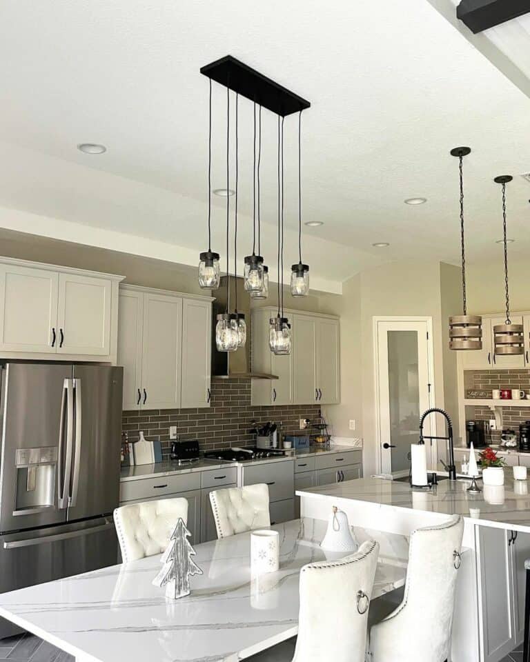 Modern Farmhouse Kitchen With Bardiglio Marble