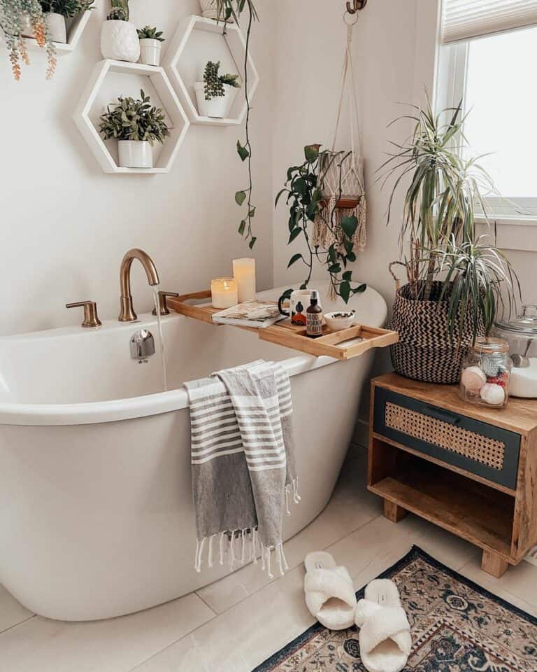 Modern Organic Touches in Bathroom