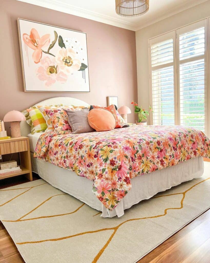 Modern Teenage Girl Bedroom Ideas With Florals