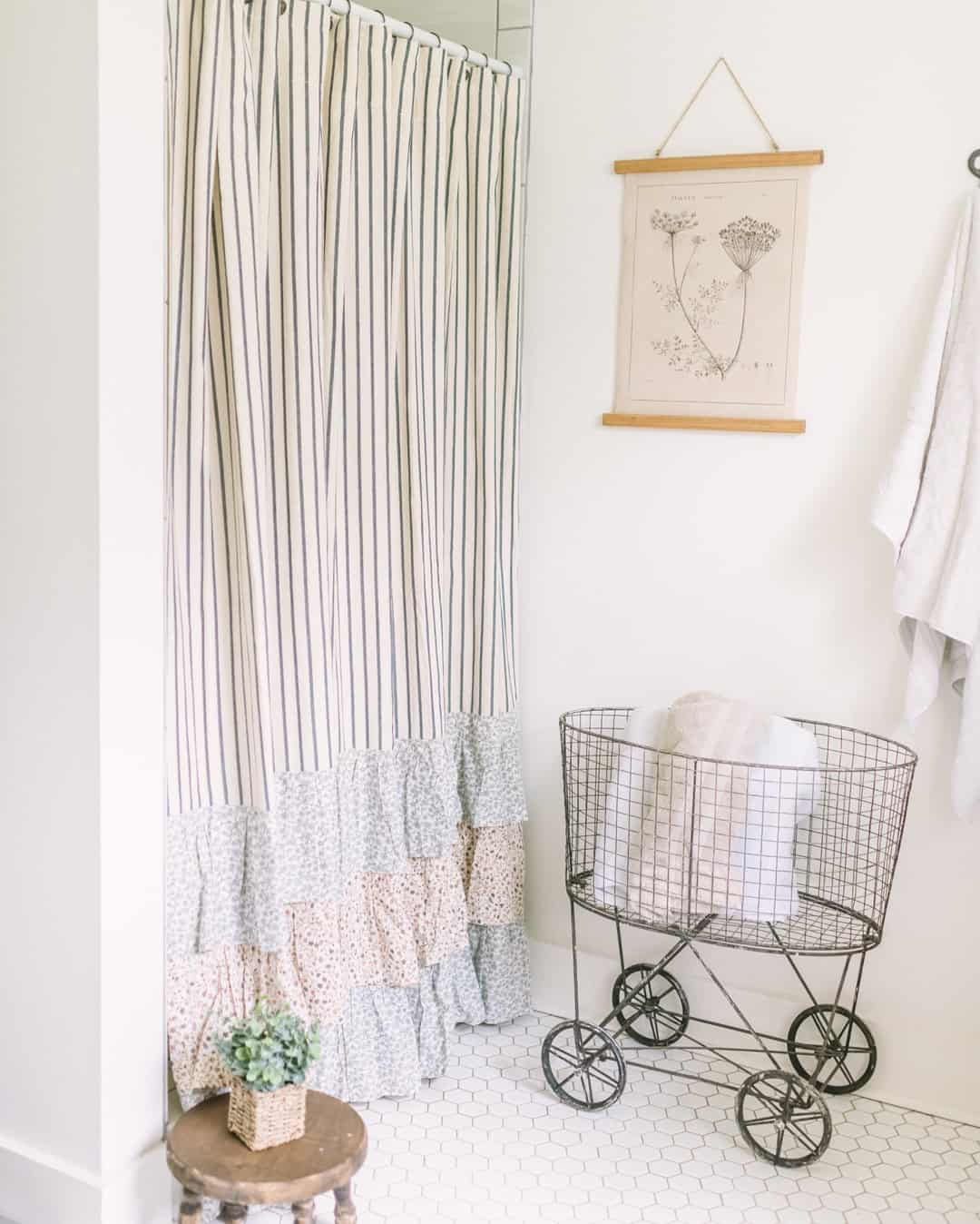 25 Elegant Shower Curtain Ideas for Any Bathroom Style
