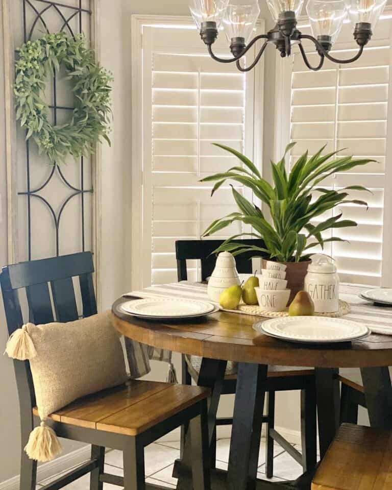Ornamental Plant Centerpiece for a Round Dining Table