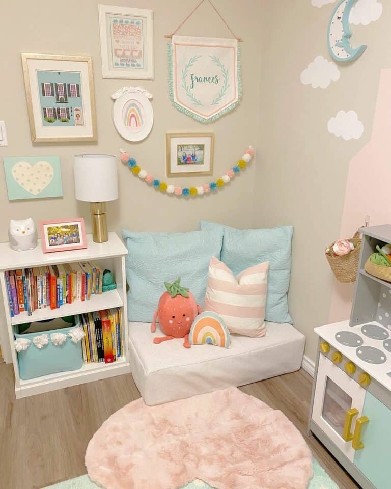 Reading Nook With Cushioned Seating