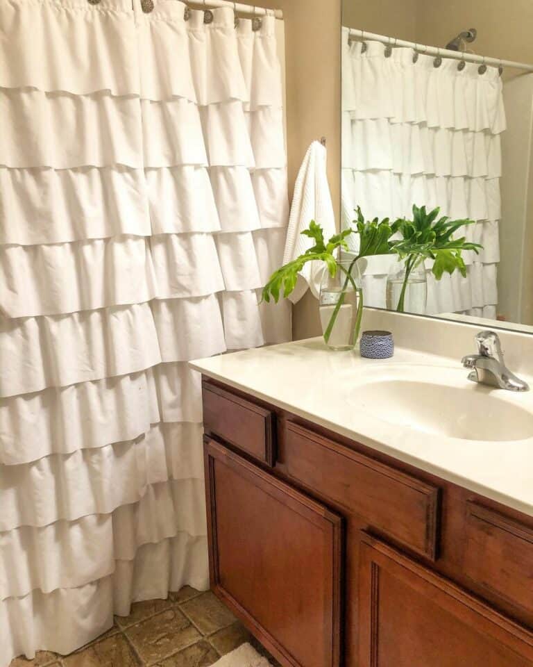 Ruffled Shower Curtain Ideas