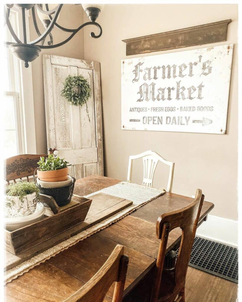 Rustic Dining Room Table Decorations With Indoor Plants