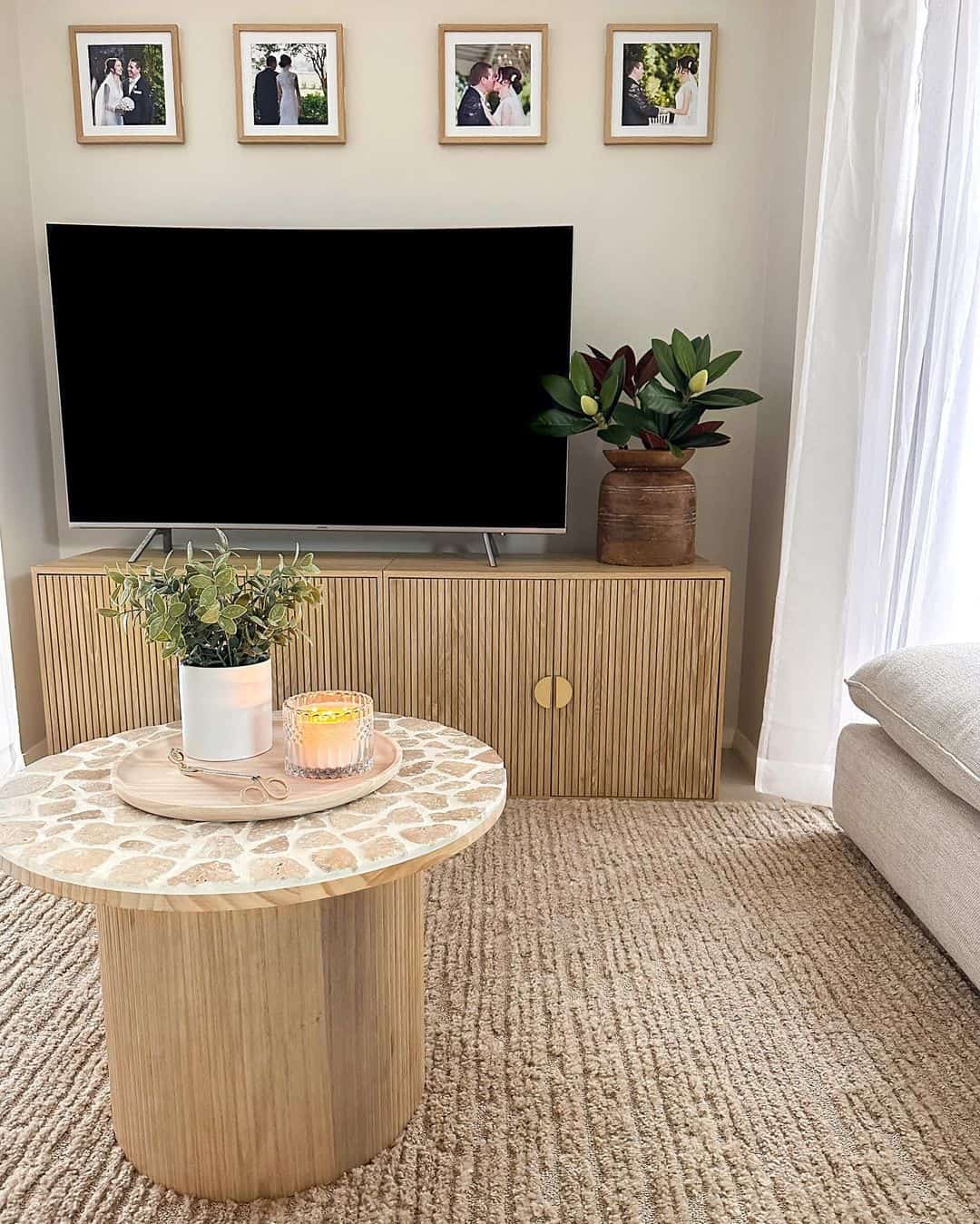 Sophisticated and Modern Living Room - Soul & Lane