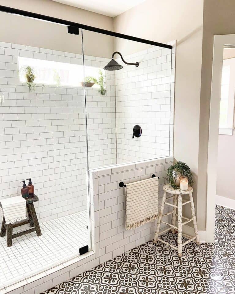Striking Black and White Patterned Tile