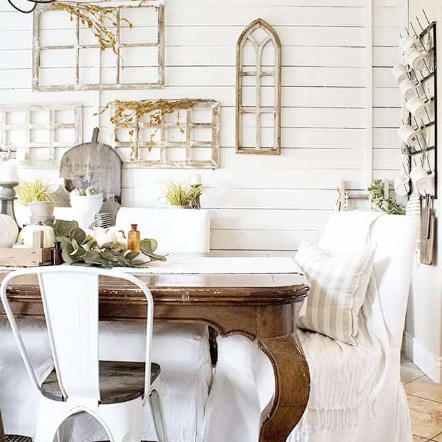 Styling a White Farmhouse Dining Room