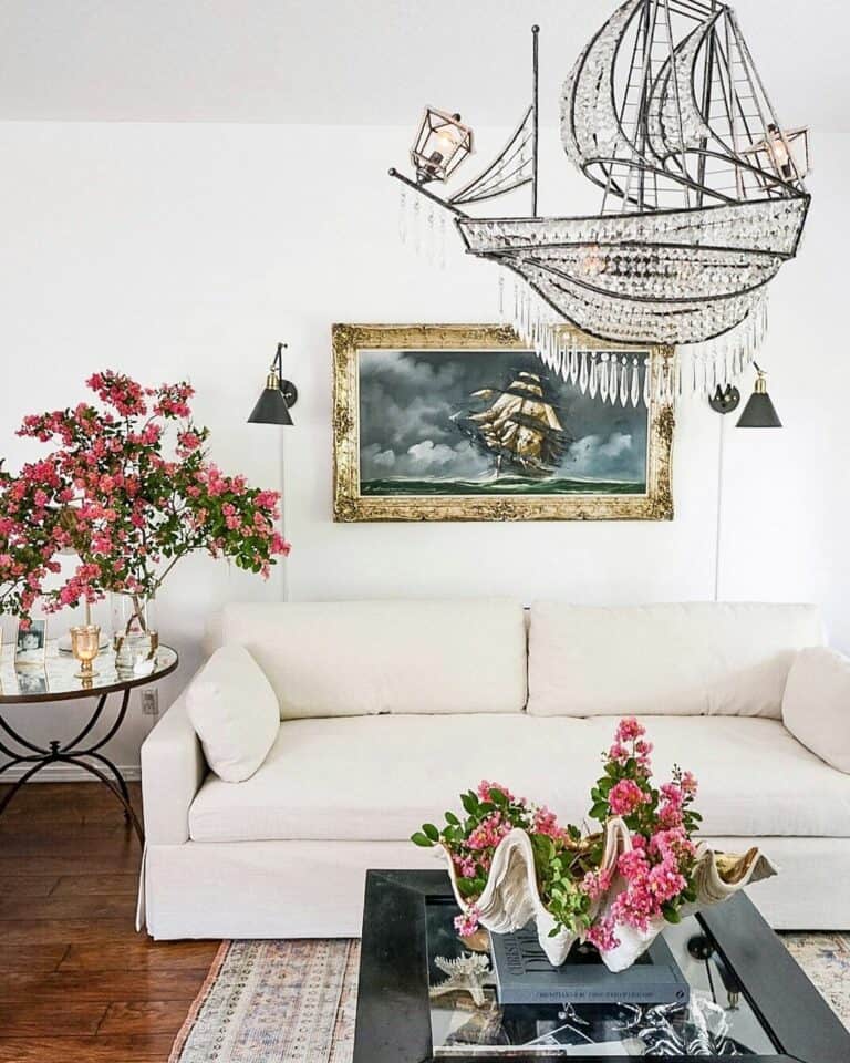 Unique Ceiling Lights With a Luxurious Style
