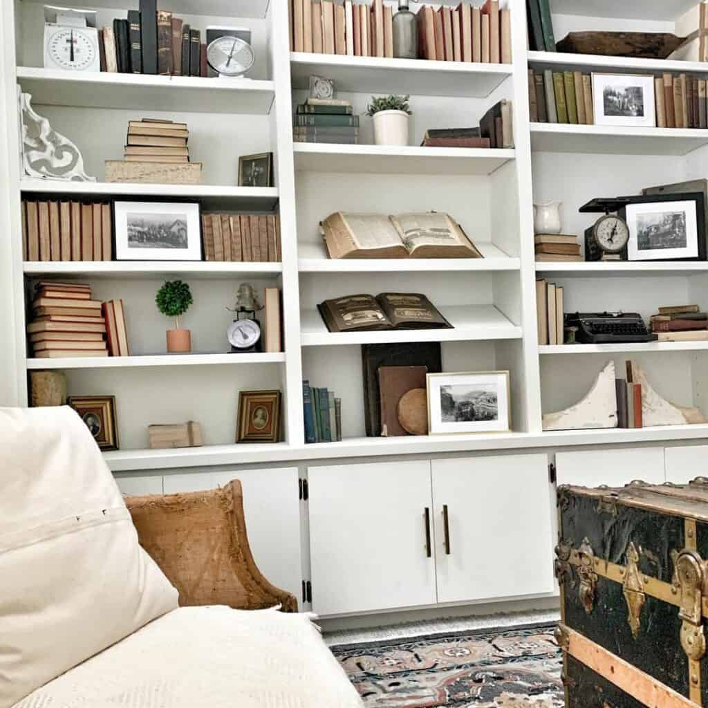 Victorian Library With White Built-in Bookshelves