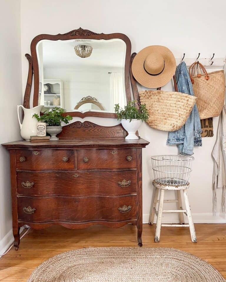 Vintage Bedroom Vanity With Warm Undertones