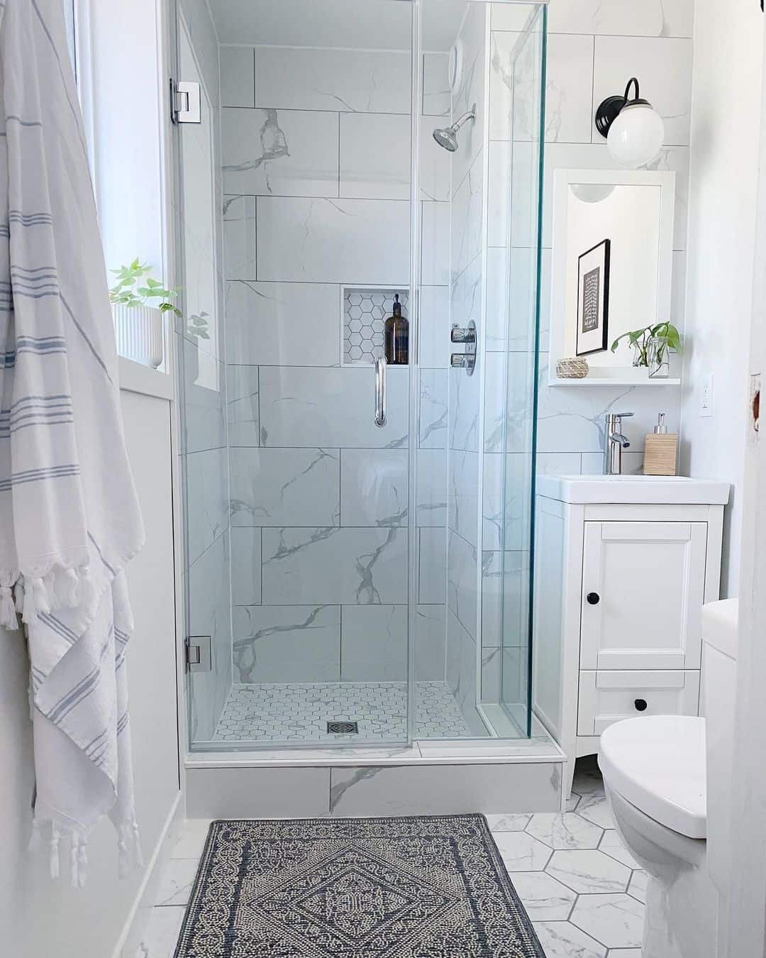 White Marbled Shower Tile Ideas Soul Lane white-marbled-shower-tile-ideas-soul-lane