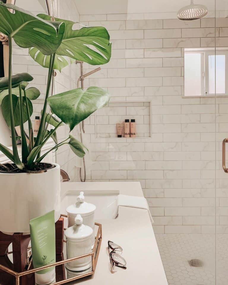 White and Gray Staggered Tile for a Natural Look