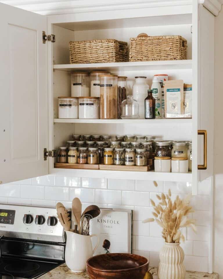 Neutral Kitchen With Step Organizers