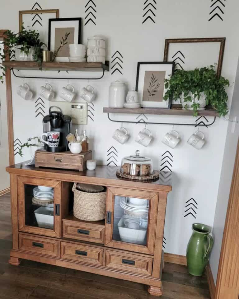 Arrowhead Wallpaper and Coffee Corner