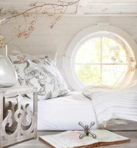 Attic With Daybed
