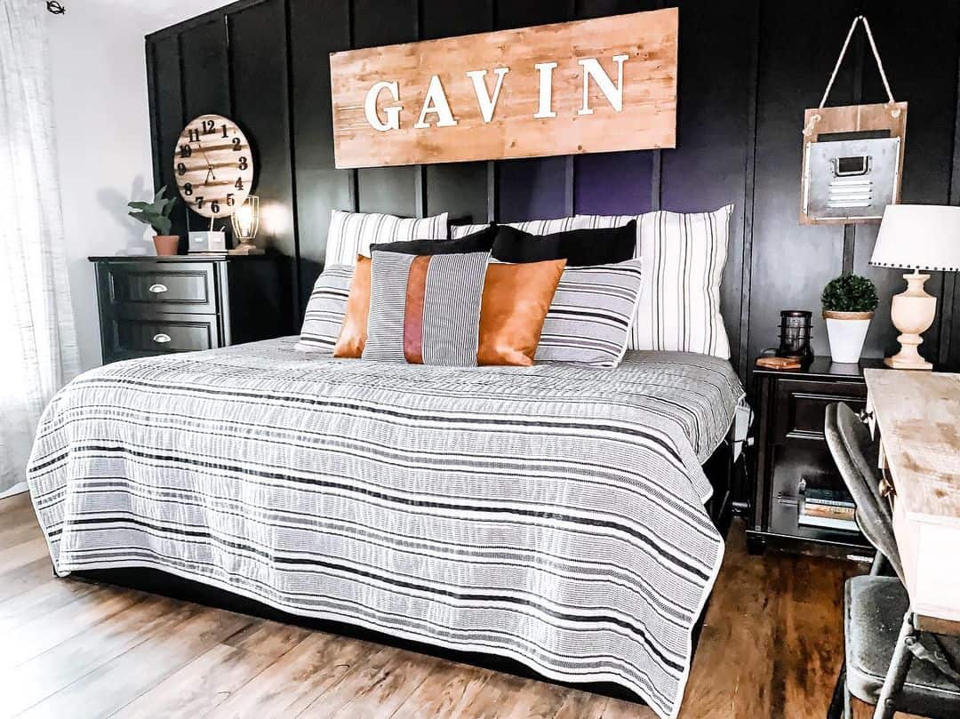 Black Walls in Farmhouse Bedroom - Soul & Lane