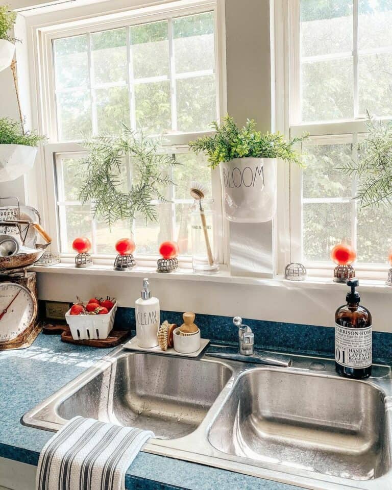 Blue Countertops for a Cheery Environment