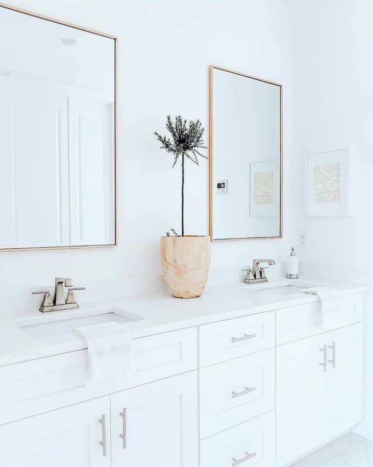 Bright White Bathroom With Natural Wood Décor