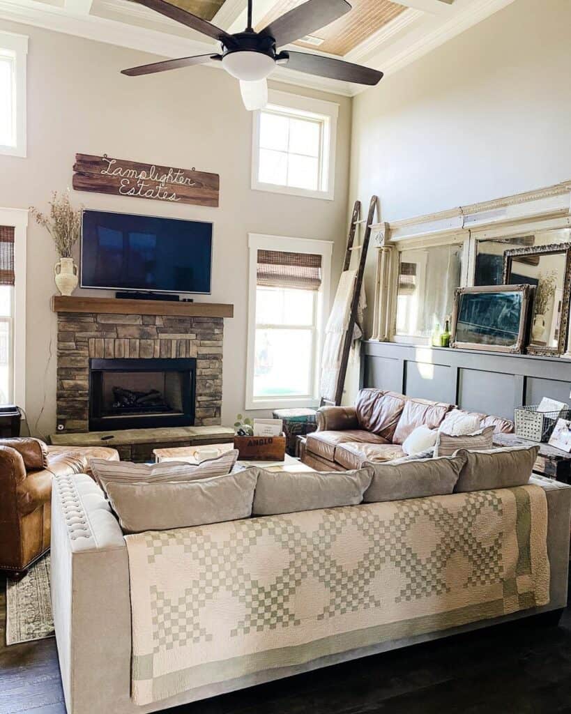 Cabin-style Living Room