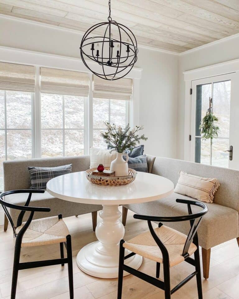 Contemporary Farmhouse Breakfast Nook