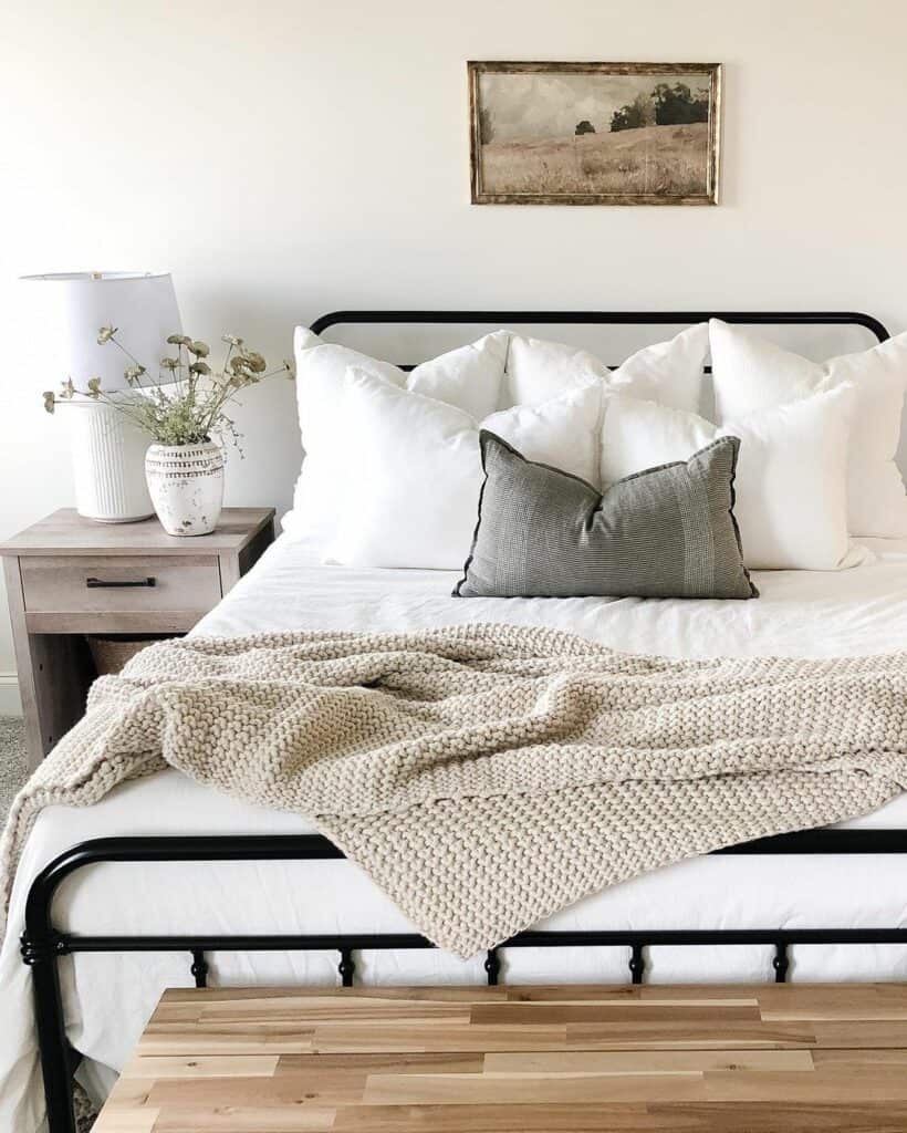 Cozy Country Bedroom Includes Black Spindle Bed