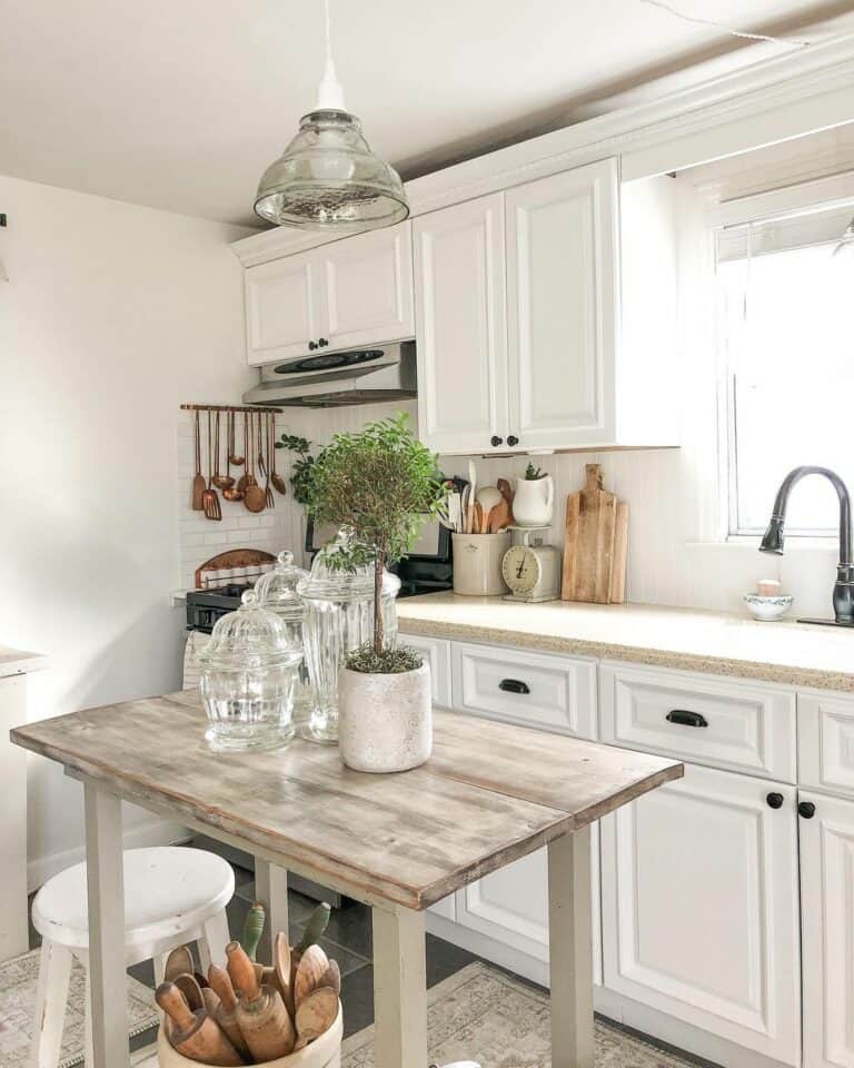 DIY Plug-in Island Light
