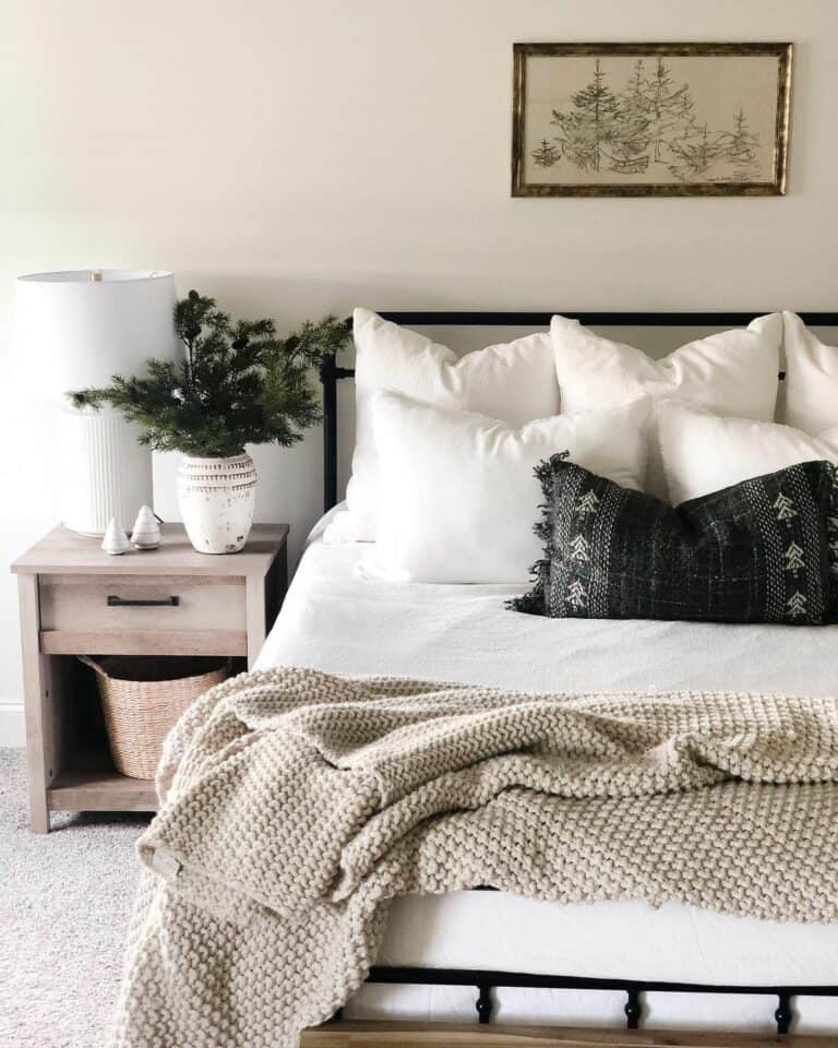 Down-home Winter Cottage Bedroom
