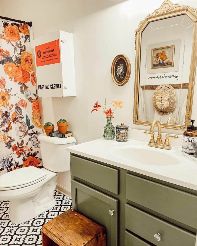 Farmhouse Style Bathroom With Floral Shower Curtains