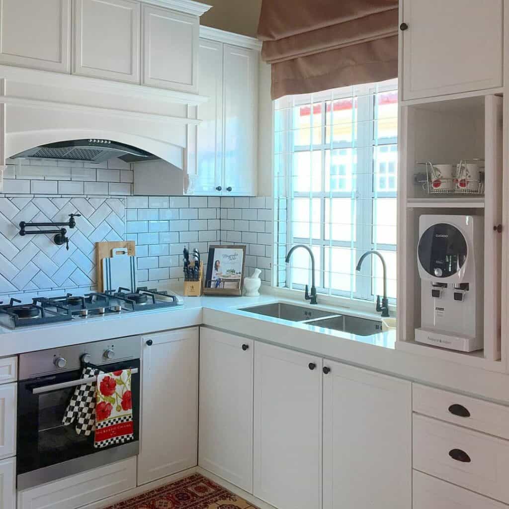 Farmhouse Style Kitchen With Hidden Appliances