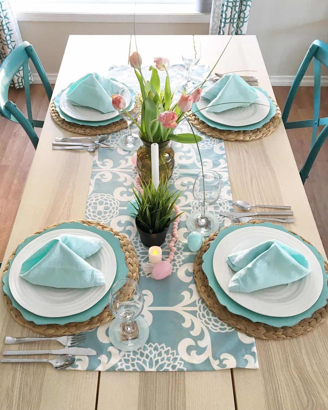 Fun and Colorful Tablescape Ideas - Soul & Lane
