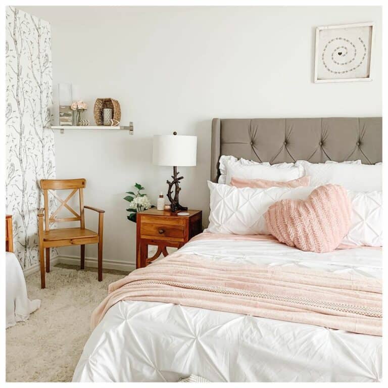 Lovely Modern French Country Bedroom Wall Décor