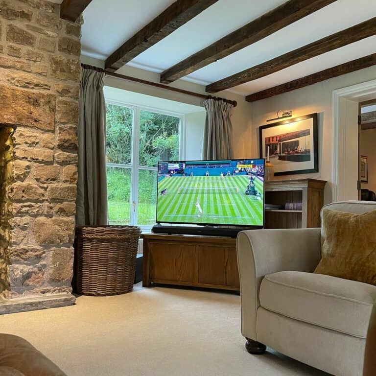 Low Living Room Ceilings With Exposed Wood Beams