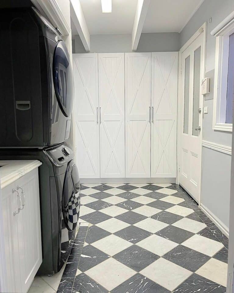 Minimalistic Laundry Room With Checkered Tiles