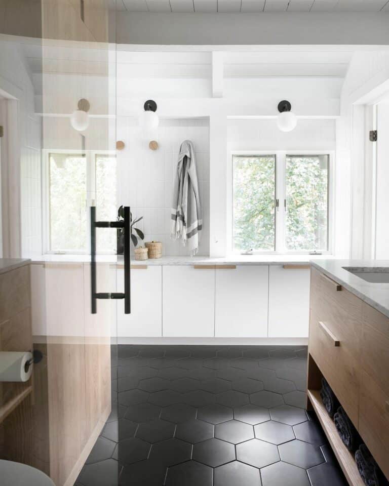Modern Bathroom With Hexagonal Floor Tiles Design