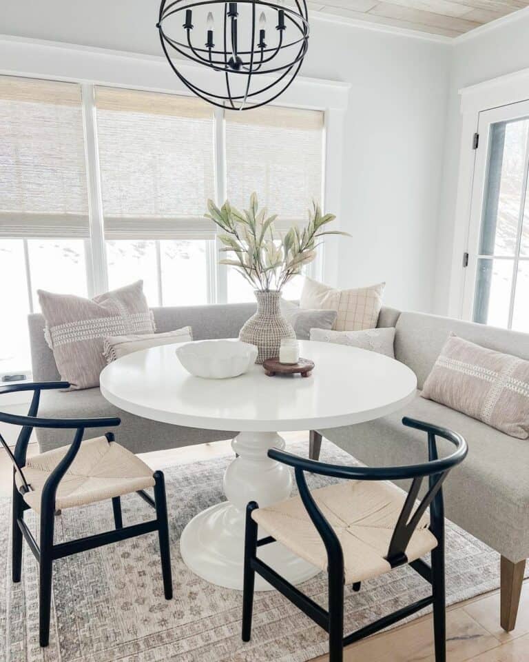 Modern Breakfast Nook With Round White Table