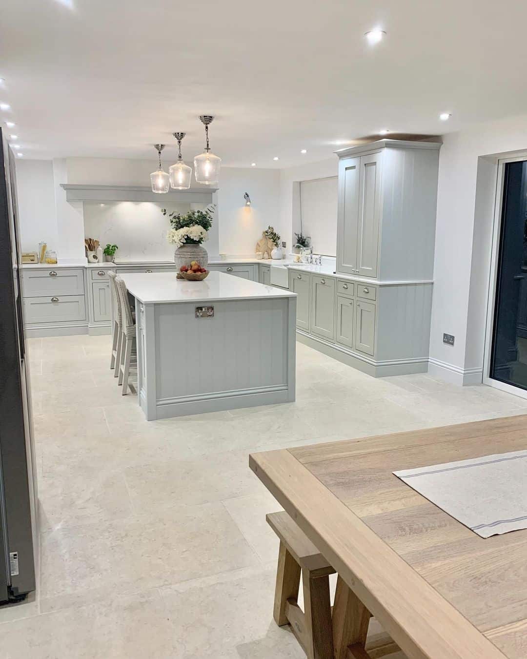 Modern Kitchen With White Countertops - Soul & Lane